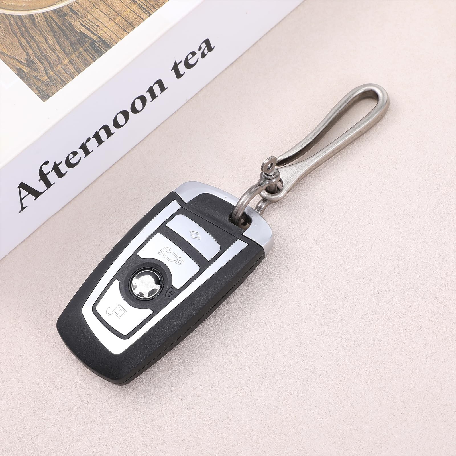 2 Pack Fish Hook Key Chains U Shape Key Ring with Shackle Pocket Clip Fish Hook