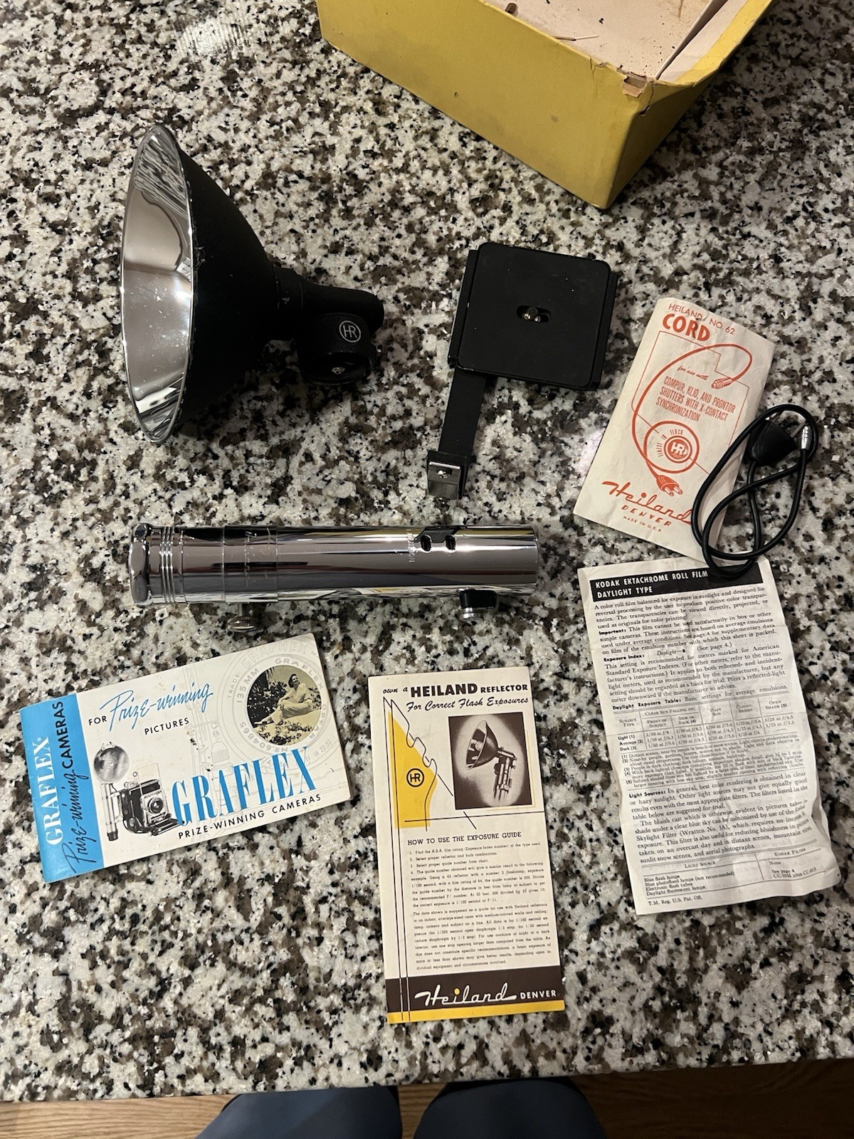 Vintage Heiland Flash Extension with Reflector  And Cord