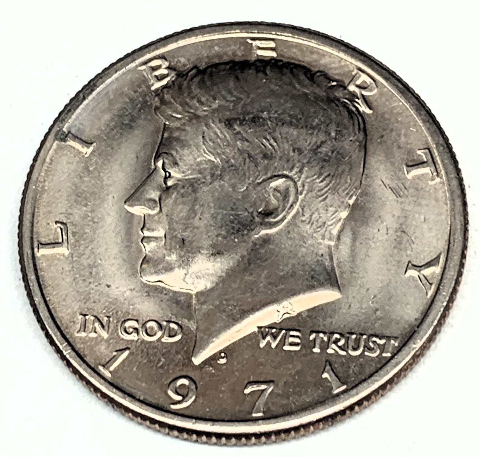 # C8333     U.S.  KENNEDY   HALF DOLLAR  COIN,     1971-D