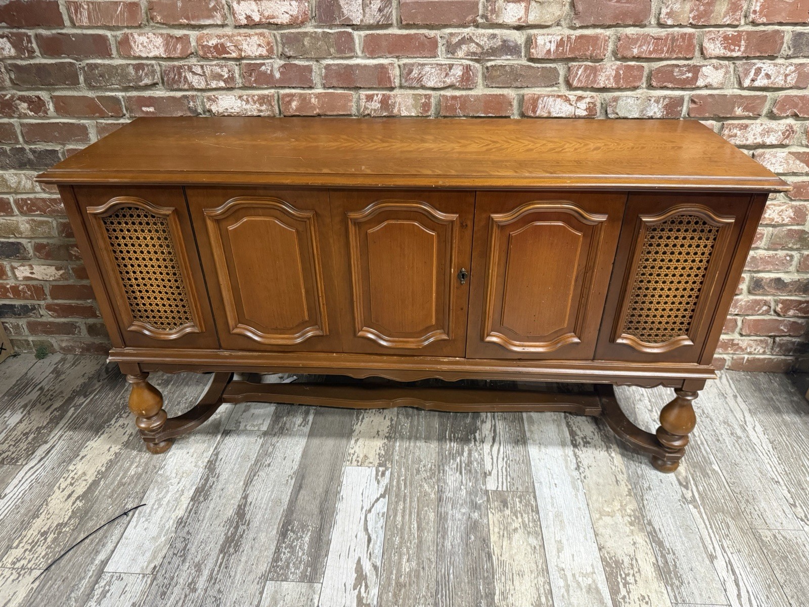 Vintage Blaupunkt Oak Stereo Console Hi-Fi Turntable Mid Century MCM Cabinet