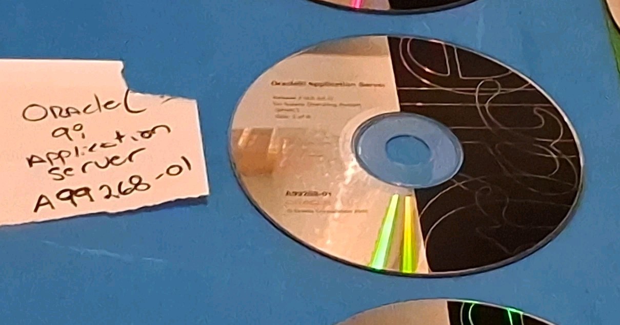 Oracle 9i Application Server 5 Disc Set Bundle SPARC Only A99266-69 + 1 extra Cd