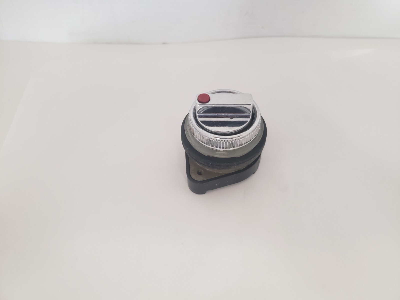 WESTINGHOUSE OT2S6 SELECTOR SWITCH OPERATOR 3 POSITION MAINTAINED NNB