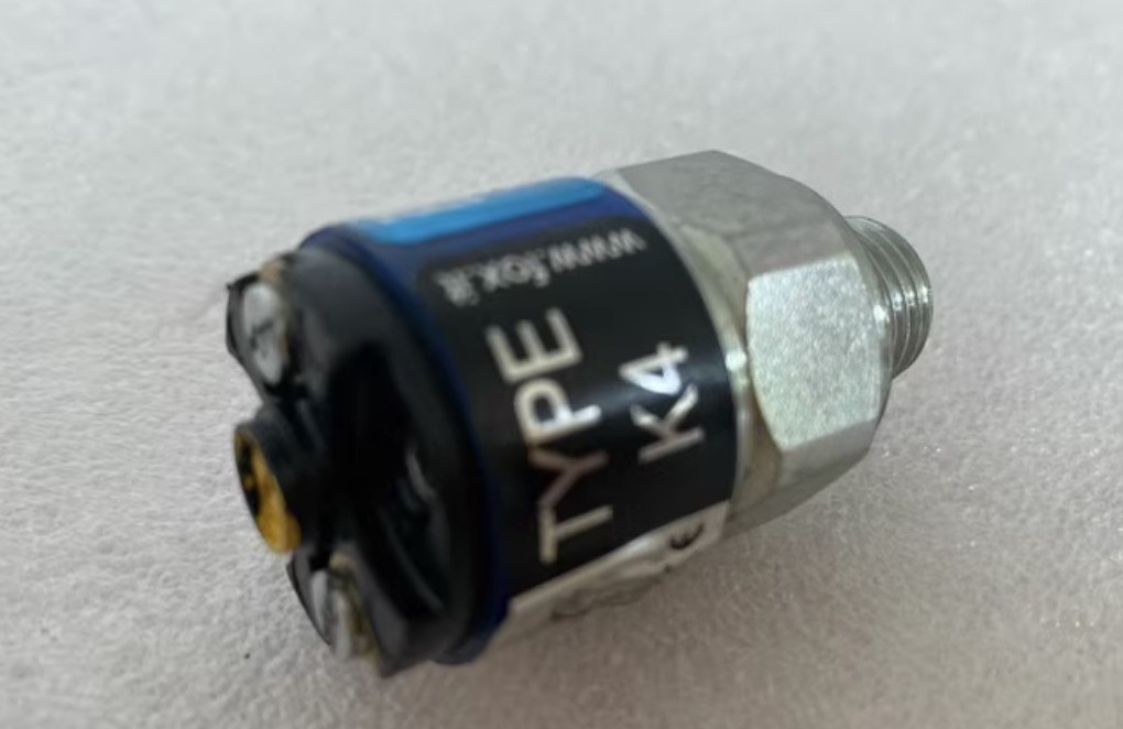1Pcs New Fit For Pressure Switch K4TC01