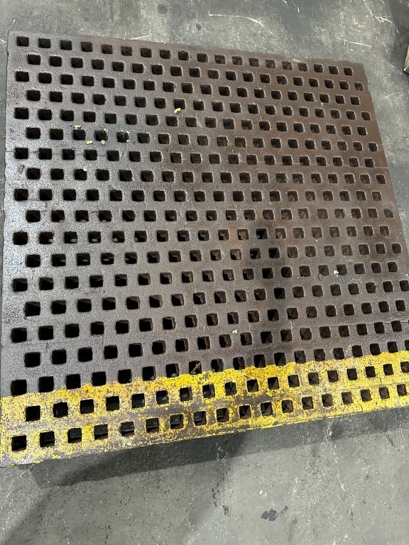 ACORN 5' X 5' WELDING PLATEN - CAST