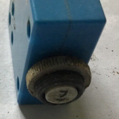 Cessna General Aircraft 2 Amp Push Button Circuit Breaker