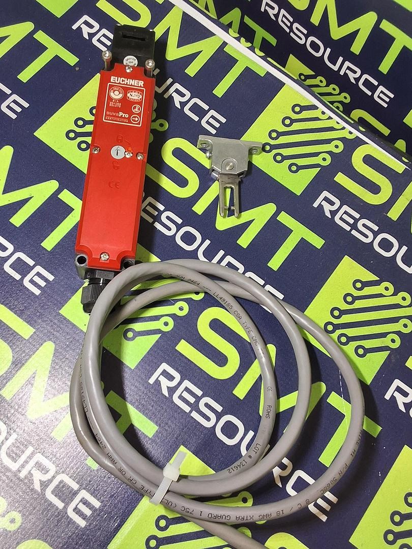 EUCHNER TP4-4121C024M SAFETY SWITCH WITH KEY 084273