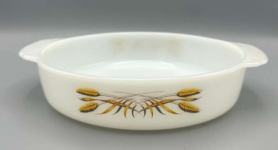 Vintage Anchor Hocking Fire King #450 Oven Ware Golden Wheat 8" Casserole Dish