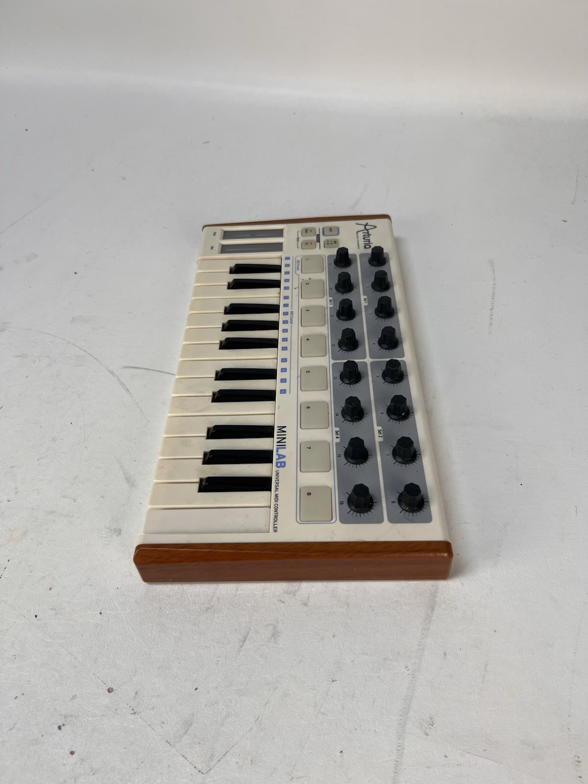 Arturia MiniLab 25-Key MIDI Keyboard Controller, Synth Keys, Pads, Encoders, USB