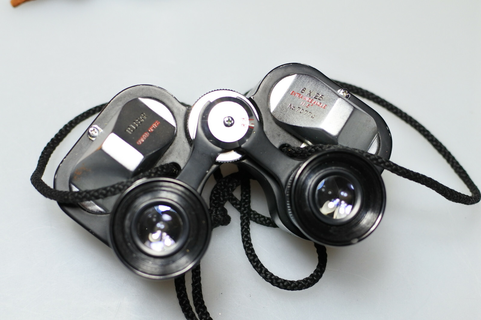 VINTAGE TELESAR 6X25 EXTRA WIDE ANGLE BINOCULAR W/CASE L@@K