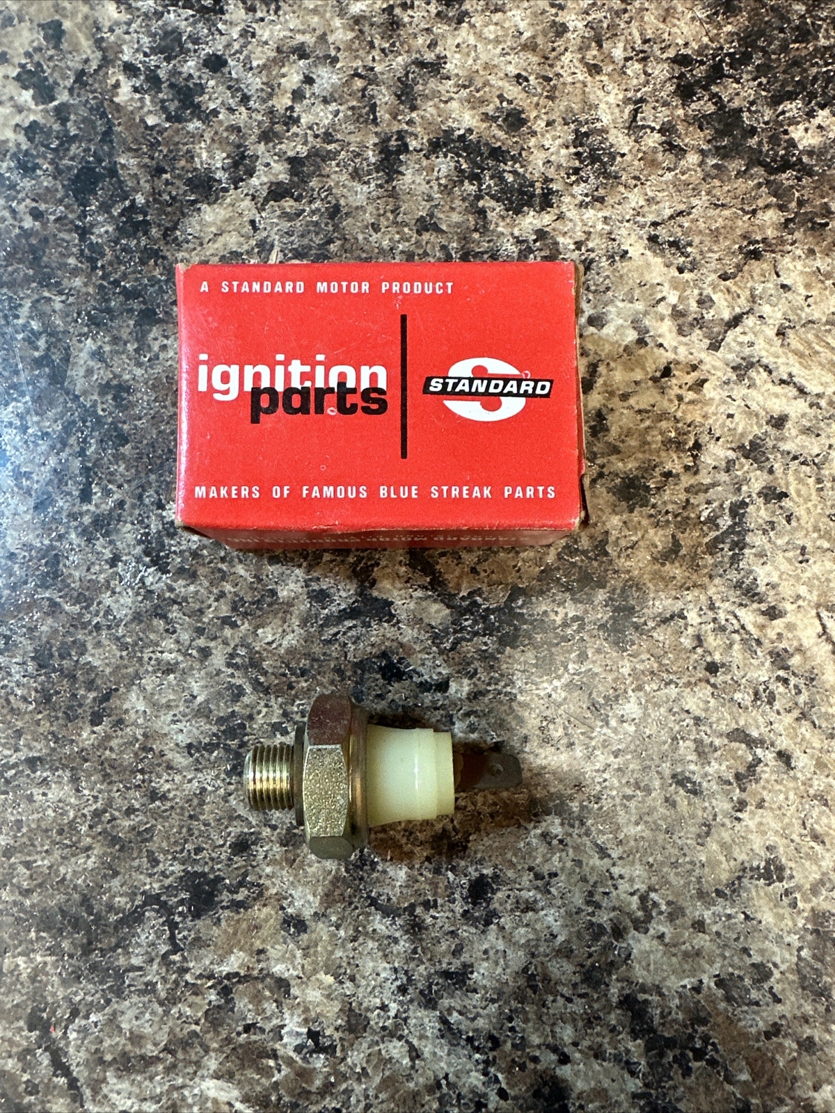 NOS Standard PS-163 Engine Oil Pressure Switch, Free Shipping!