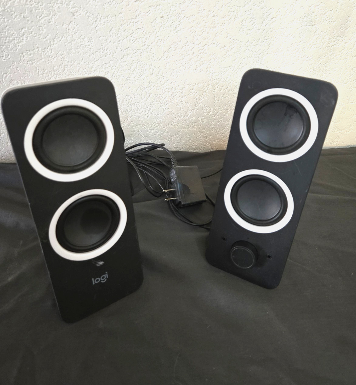 Logitech Z200 10W Multimedia Speakers, Pair - Black
