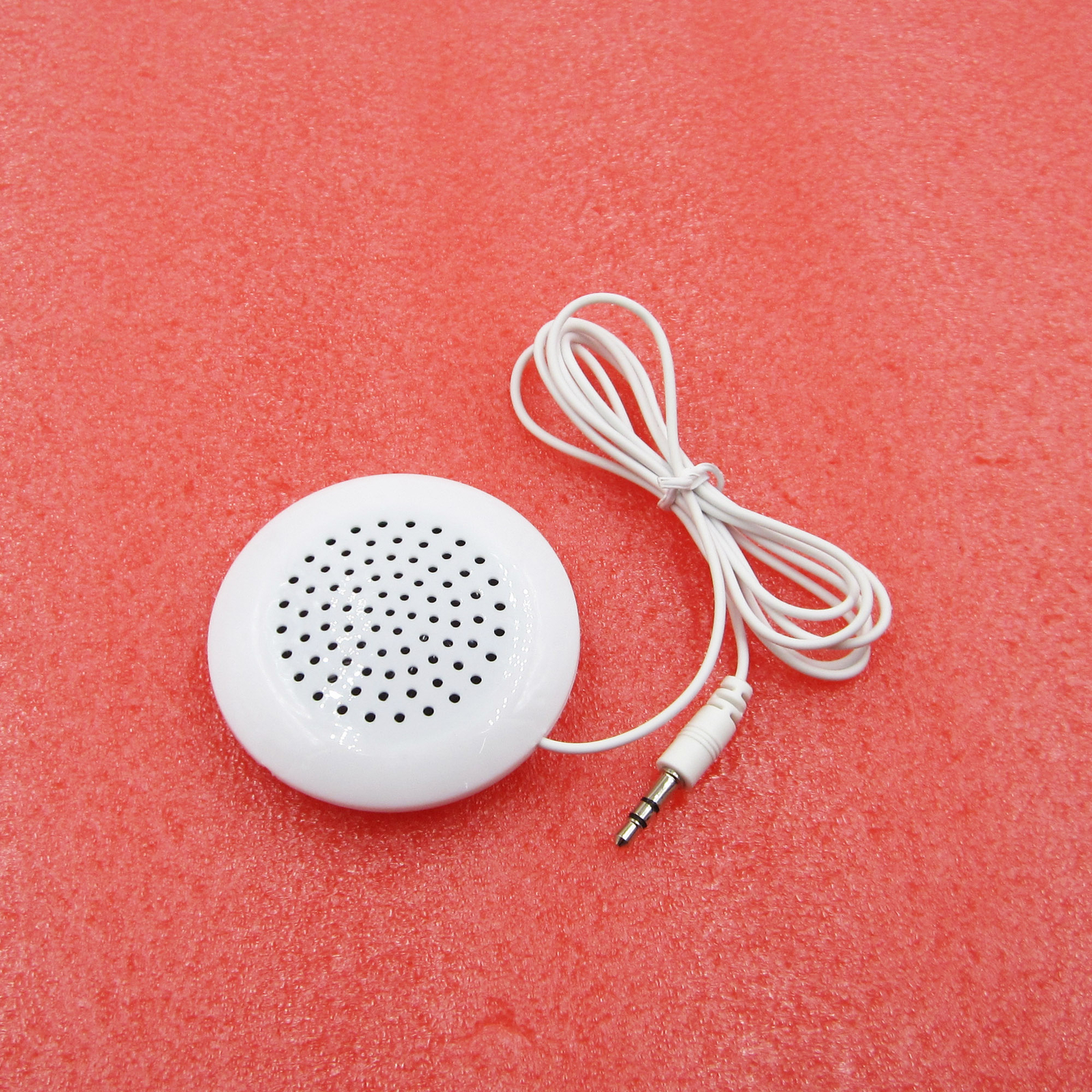 Portable 3.5mm Pillow mini Speaker for MP3 MP4 CD Player CellPhone White