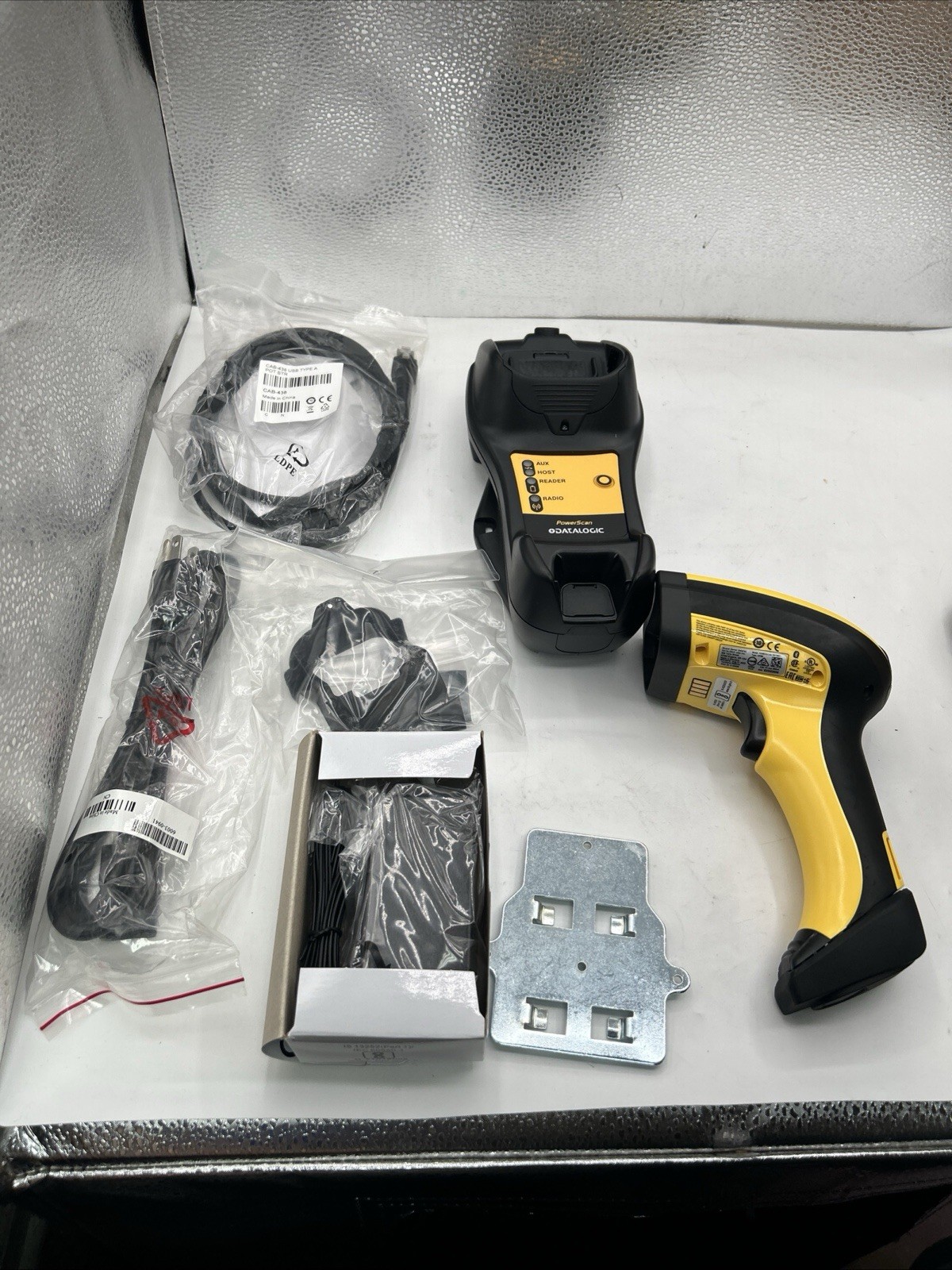 Datalogic PBT9501-HPRBK10US Barcode Scanner USB Kit +Cradle kit See Pics