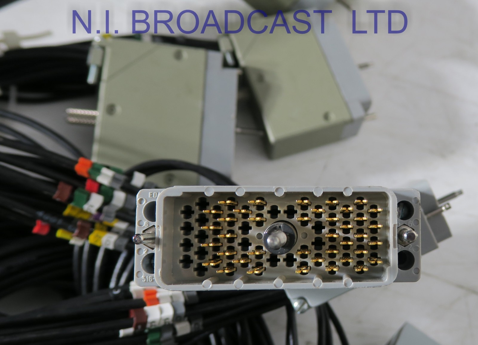 Dotec  Andiamo  32channel madi AD / DA converter with jackfields +cables