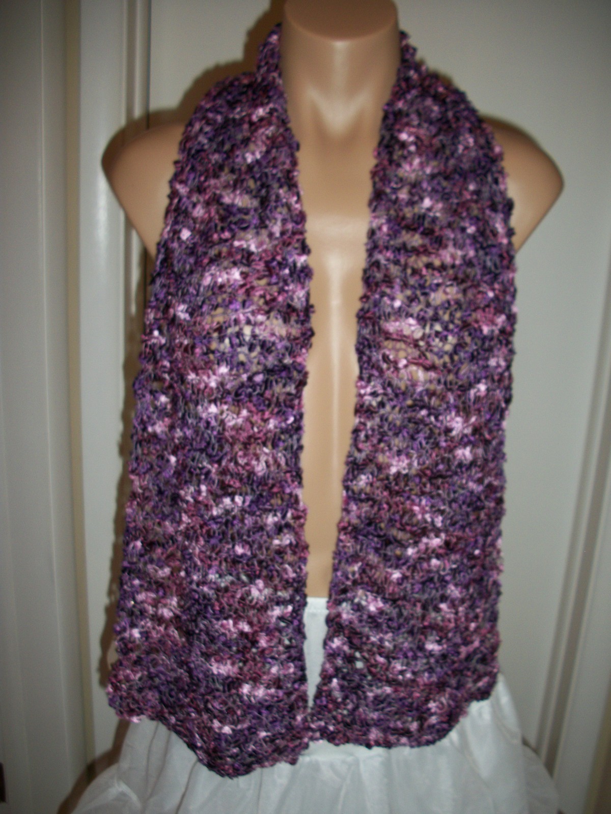 NEW - HAND KNIT CROCHET SHAWL WRAP  SCARF  BURGUNDY & PINK SIZE  54" x 9" INCHES