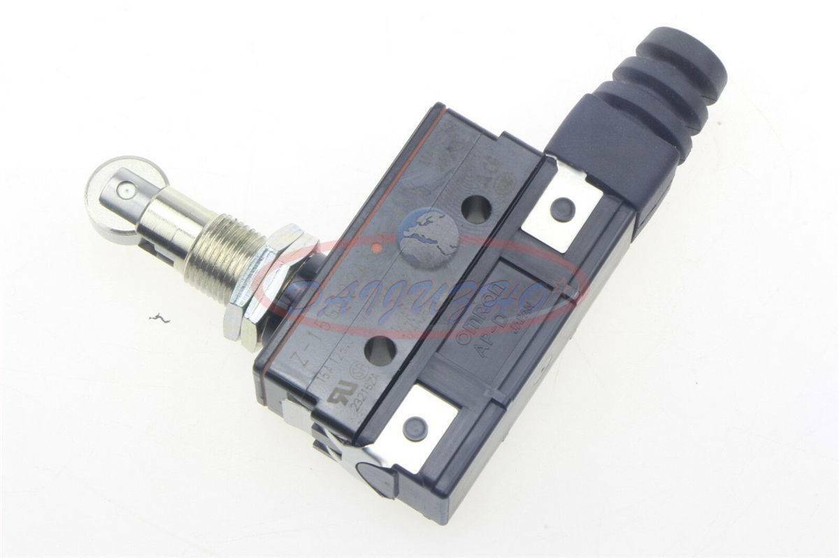 ONE Omron Z-15GQ22A55-B5V Micro Switch New