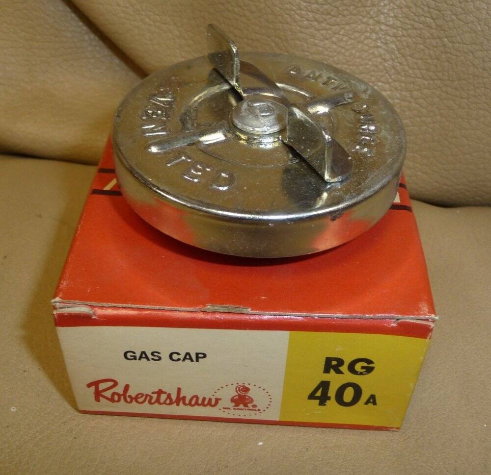 Vintage Robertshaw RG-40A Fuel Tank Gas Cap for WG-40 WG-38 WG-30A WG-30 31640
