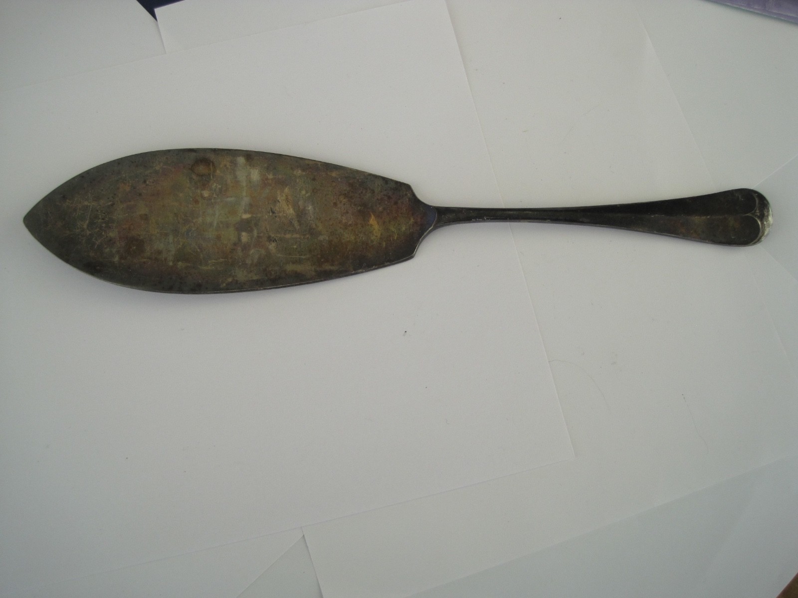 Freeman & Song Inc. England Extra Large Pie Server 12"