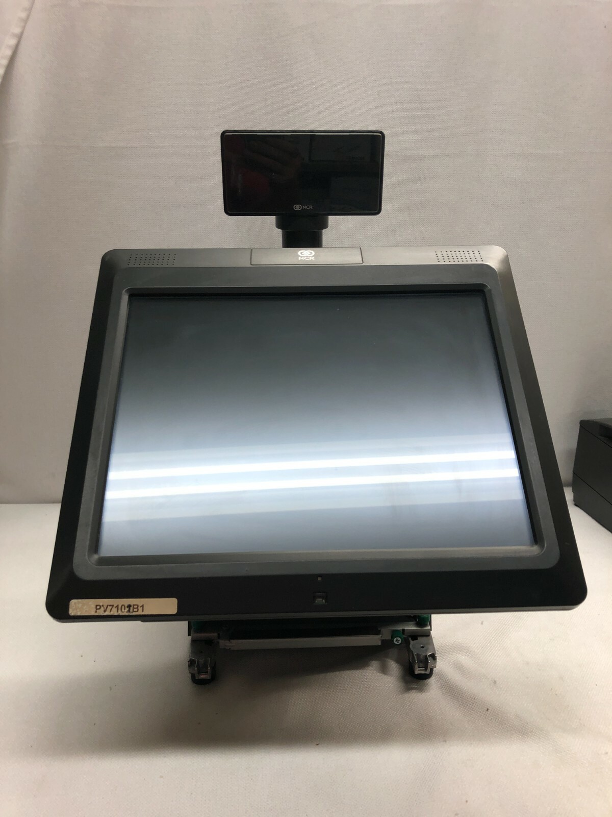 NCR Class 7616 Point of Sale Terminal - 7616-1300-8801 - For Repair or Parts