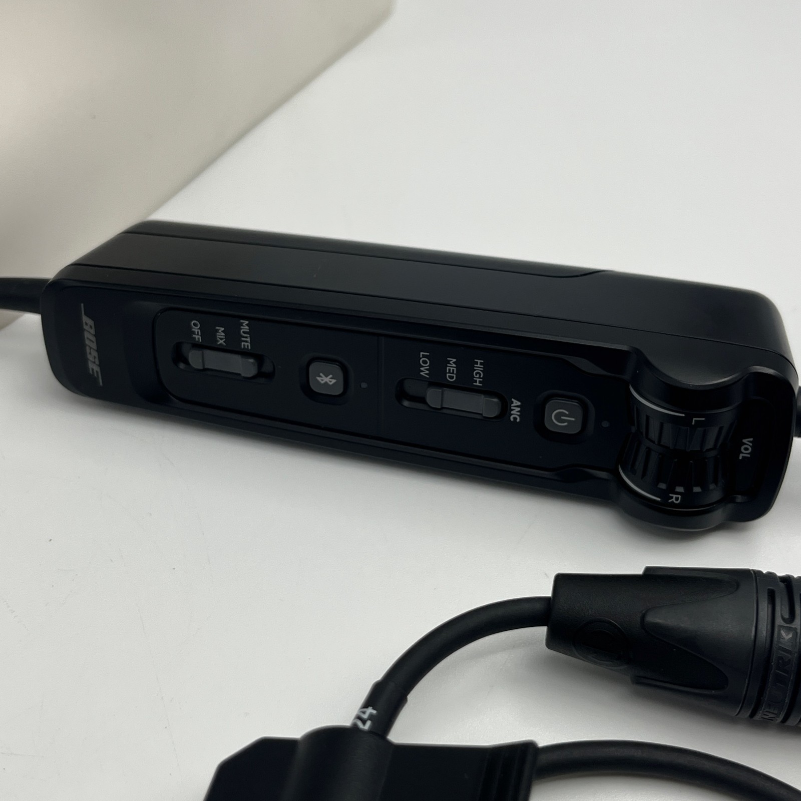 Excellent Bose A30 Bluetooth Headset 5-Pin and Dual GA Adapter + Case BUNDLE