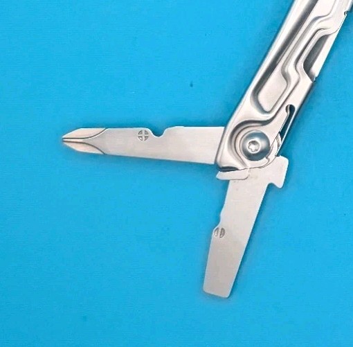 Leatherman Rev 3.8" Multi-Tool, Stainless!