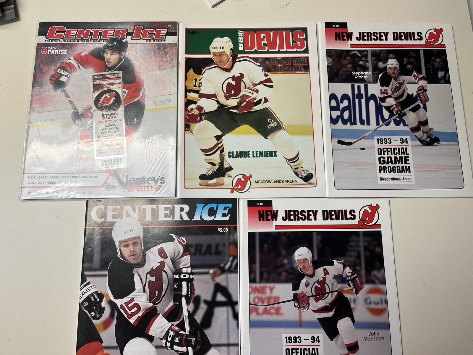 Vintage/Classic Lot of 5 NJ DEVILS Magazines - EX to NM Condition! NICE ASMT!