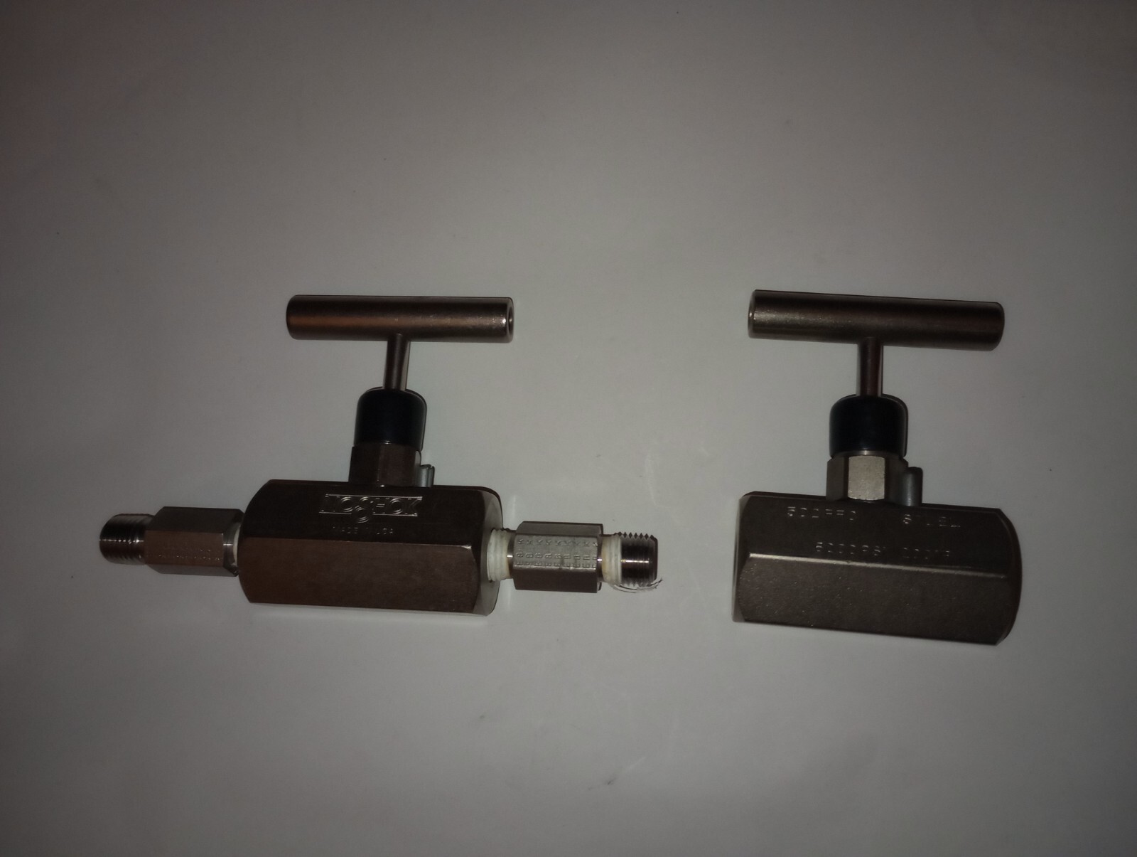 NEW LOT OF 2 GENUINE NOSHOK 502FFC STEEL  HIGH PRESSURE NEEDLE VALVES MADE IN US