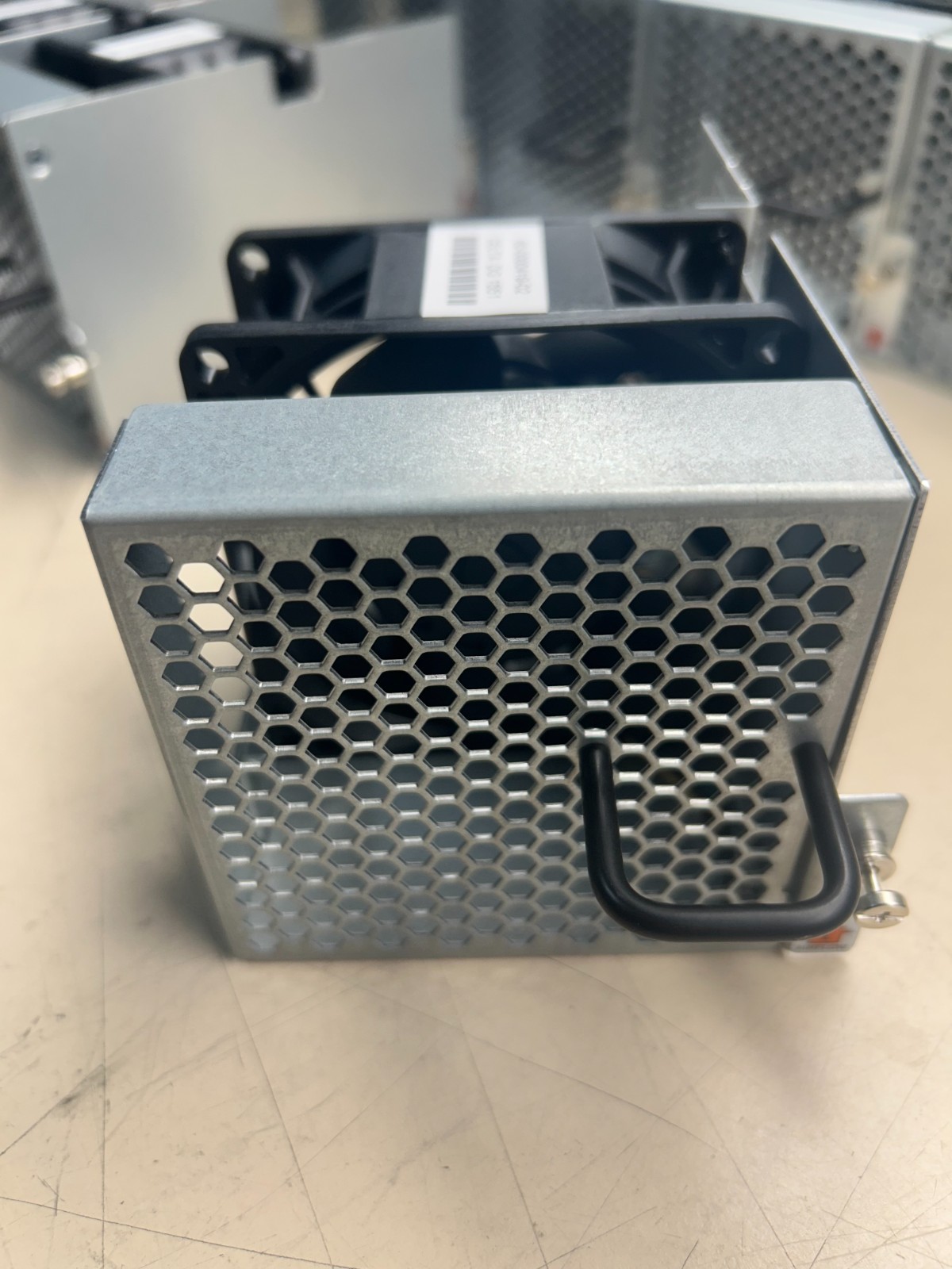 Brocade 60-0000406-04 Fan Assembly for 6520 switches RTF 105-000-294
