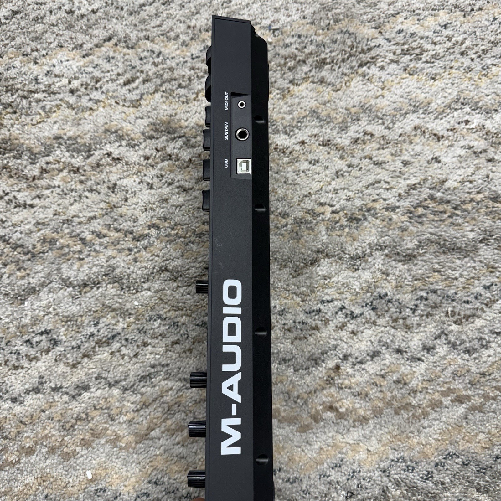M-Audio Oxygen Pro Mini 32-Key USB MIDI Controller Keyboard Tested