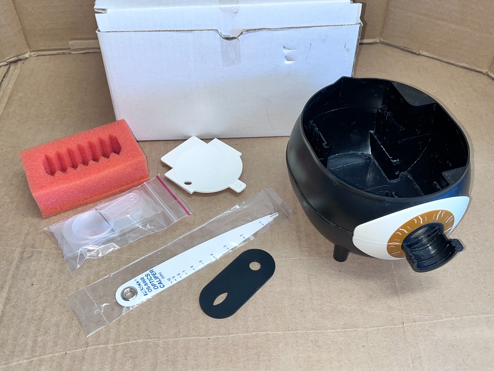 PASCO OS-8477 Human Eye Model - MISSING PARTS