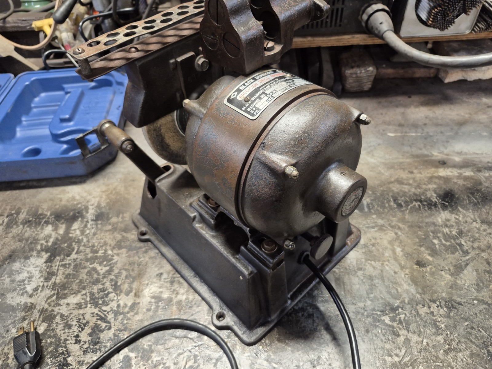 Black Diamond Drill Grinder Size 3 With 28 Collets