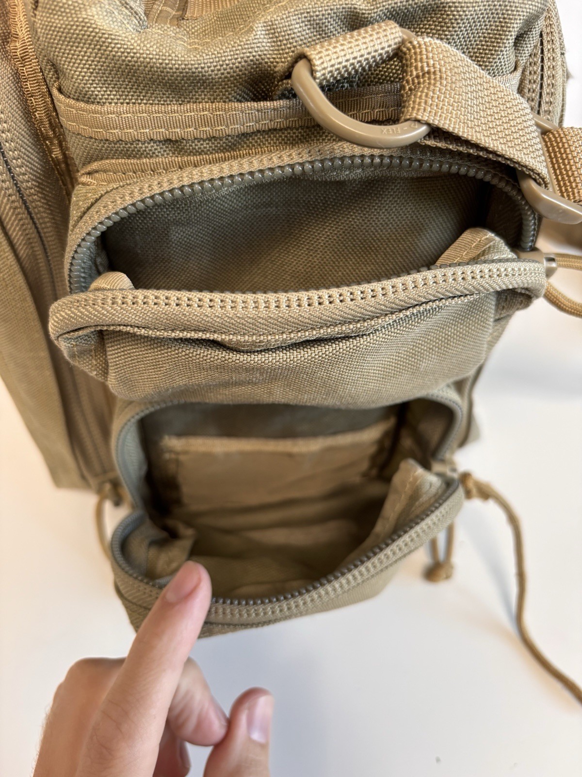 Maxpedition MPB-Multi Purpose Bag Tan 30L 22 Carry Compartments