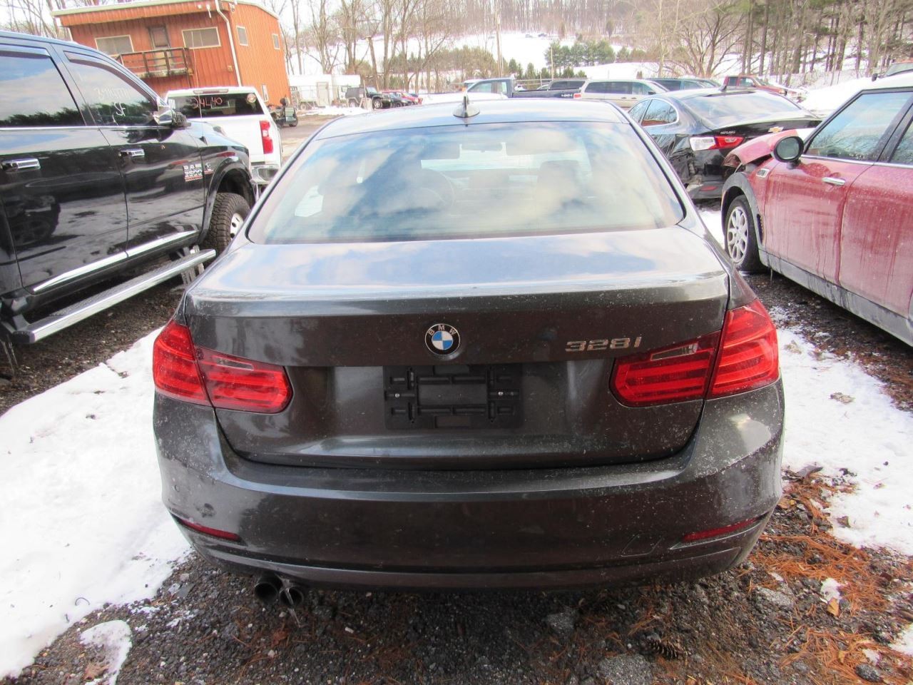 328I 2015 Glove Box 1023210