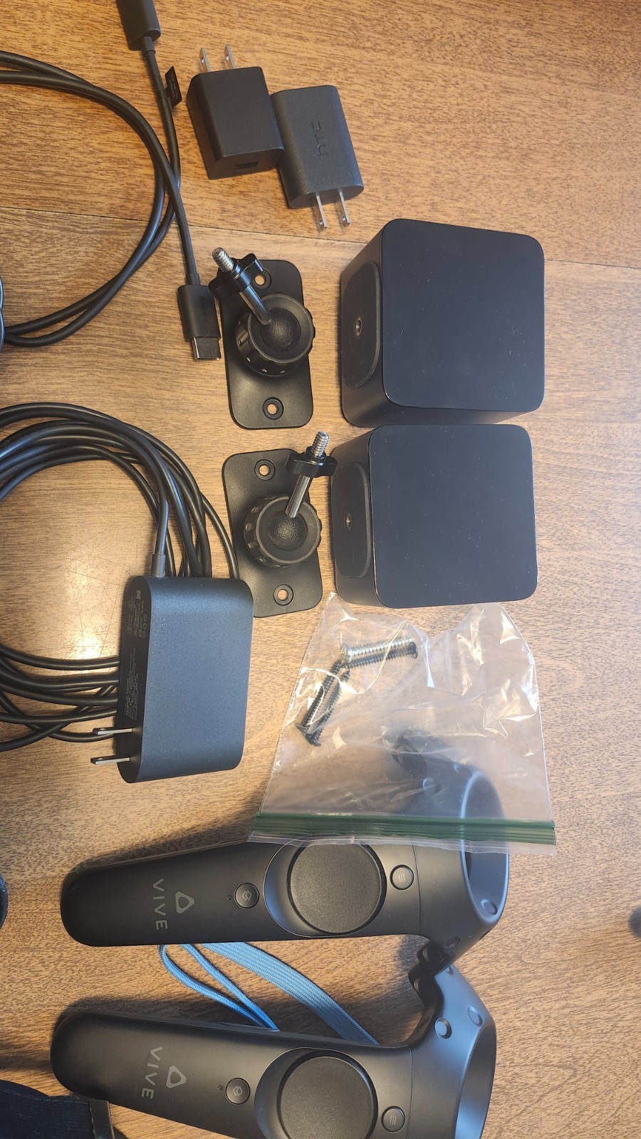 HTC VIVE 1ST GEN VR COMPLETE KIT