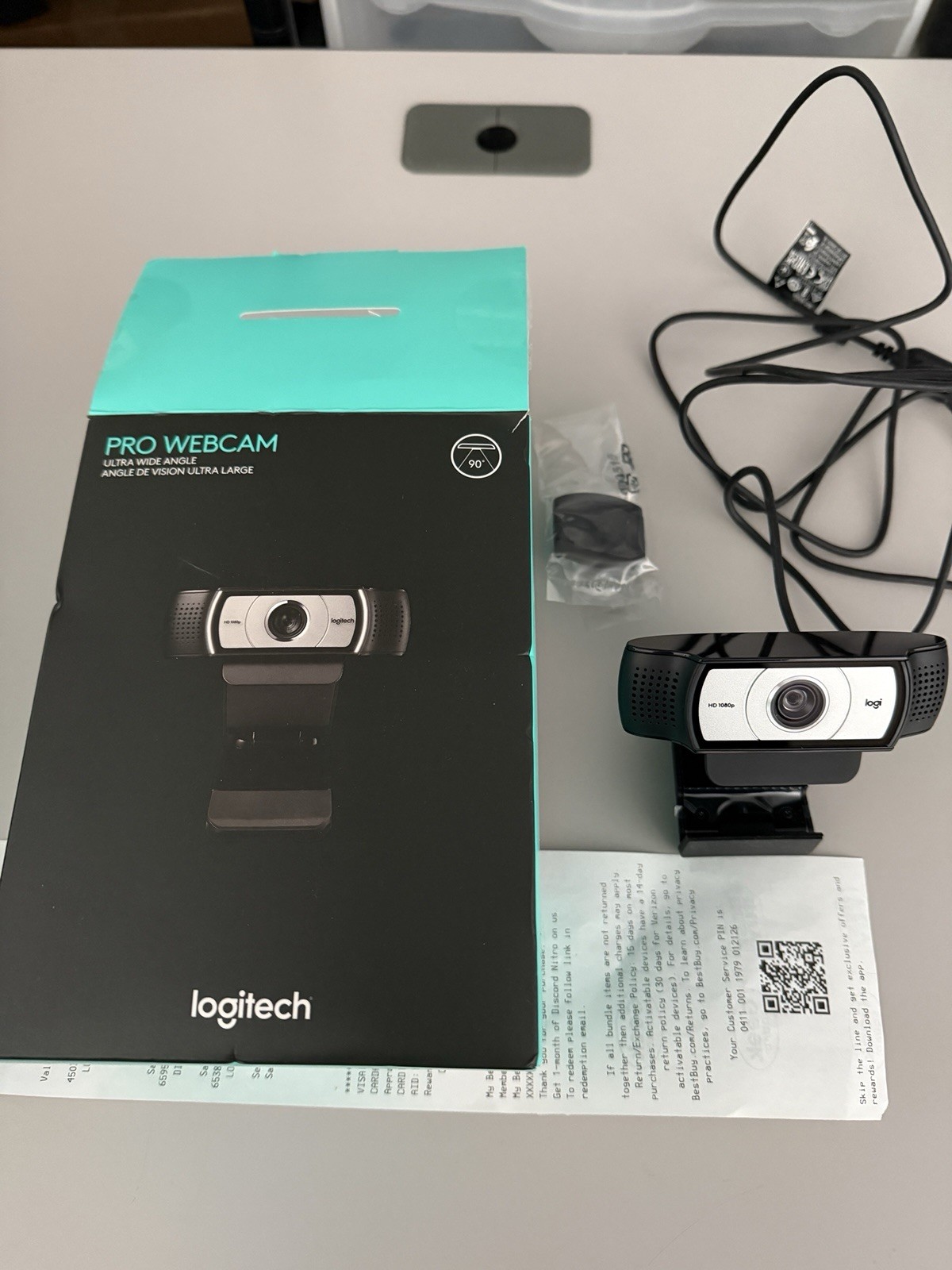 Logitech Pro Ultra Wide Angle HD Webcam  Used 4 Times! Like N: E: W. Black