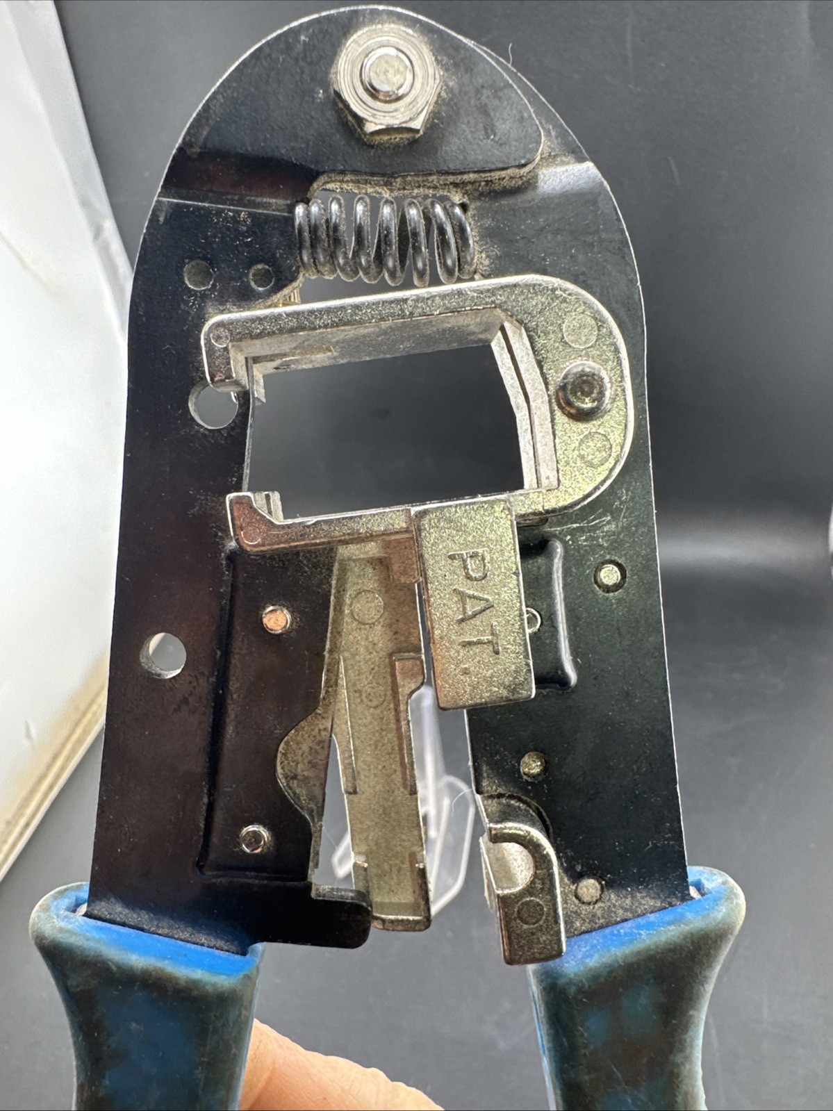 Vintage Blue Handle Wire Stripper Cutter Tool Cat5 Lock Cutter Stripper