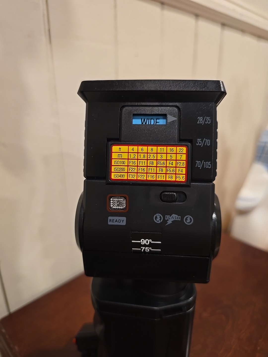 Vintage Unbranded Macro Wide Angle Flash Camera Attachment Bright Flash Untested