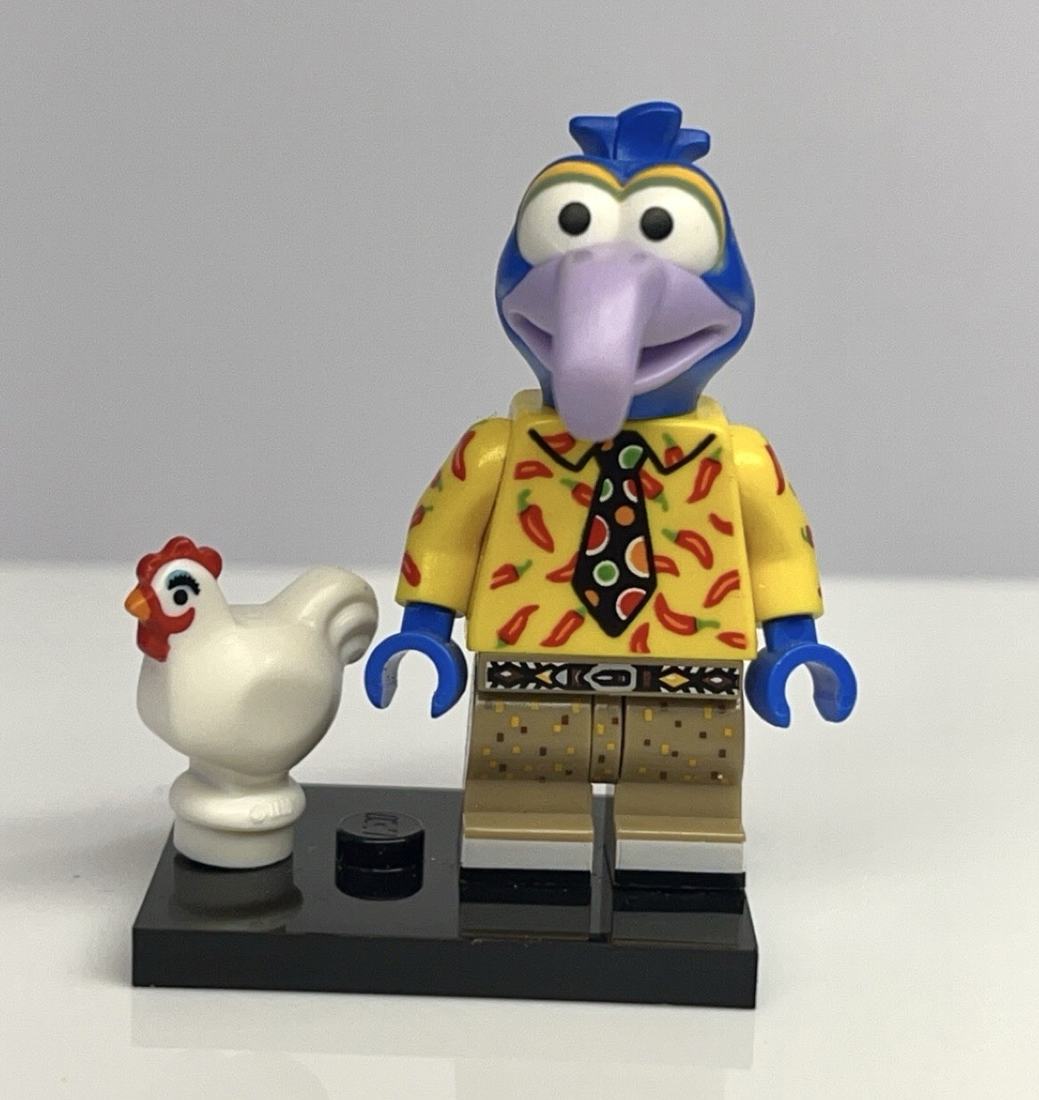 LEGO Disney The Muppets Gonzo & Chicken Collectible Minifigure 71033