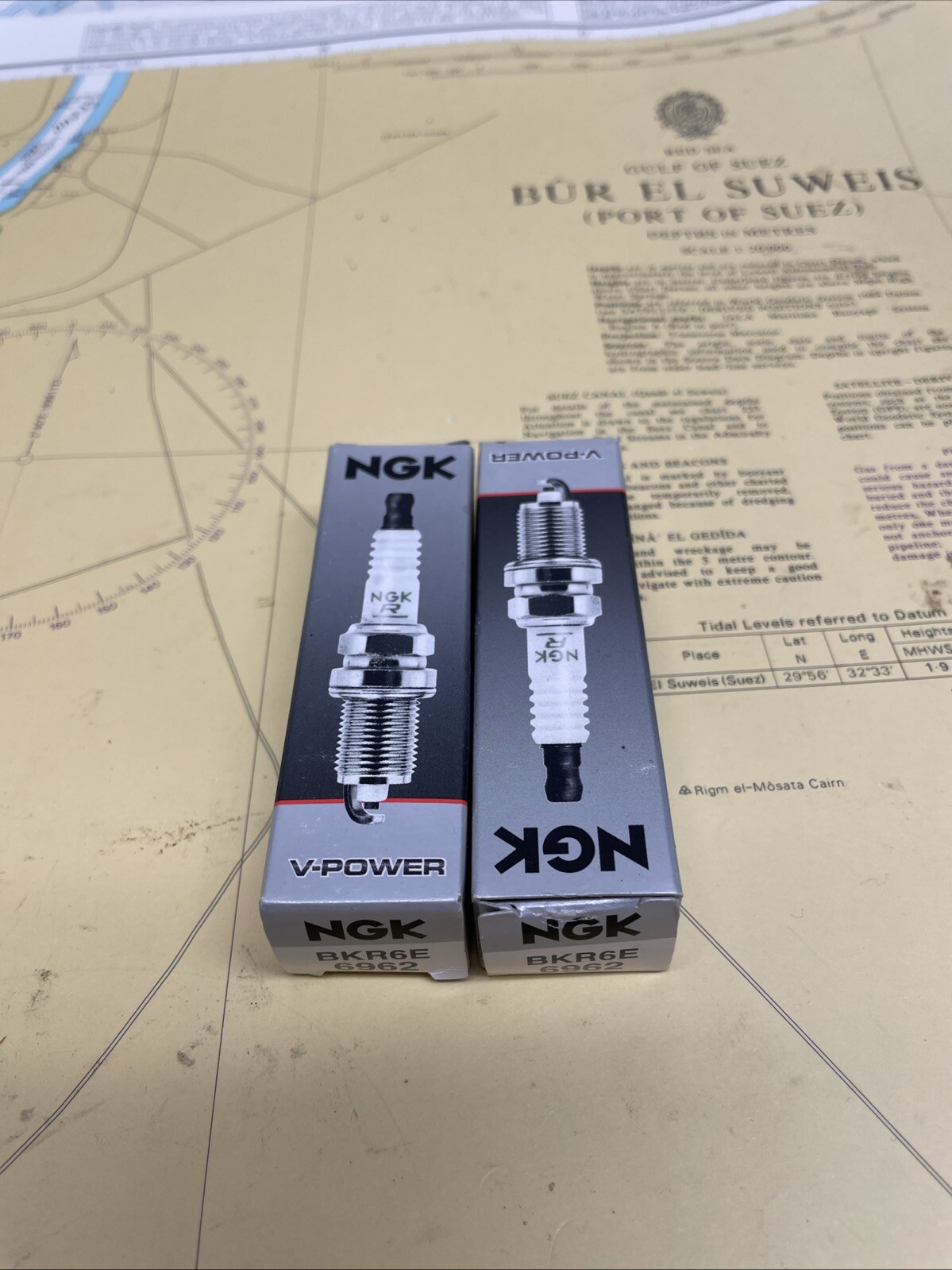 NGK OEM 6962  Bkr6e Spark Plug Lot Of 2