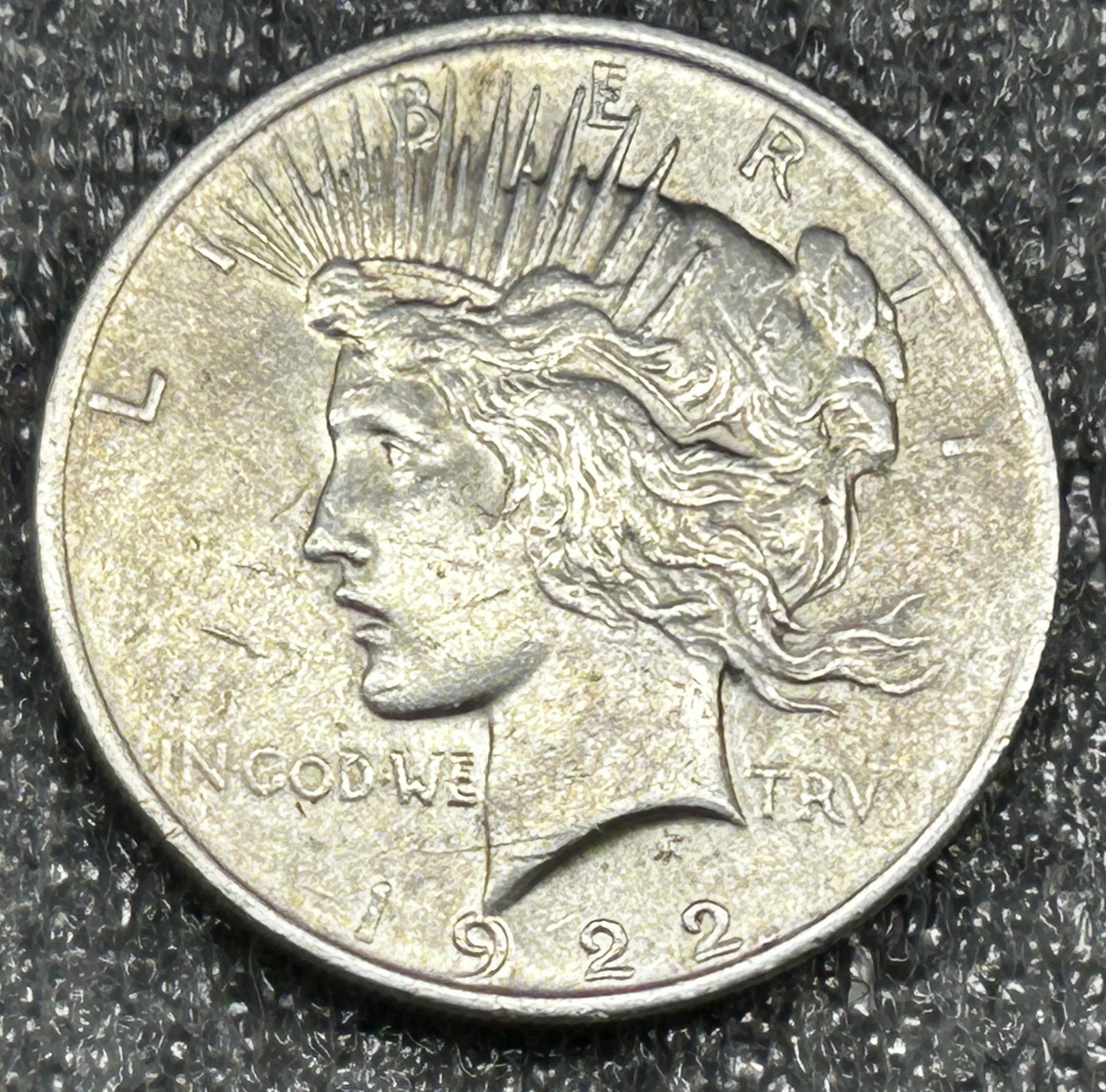 1922 US Silver Peace Dollar $1 -