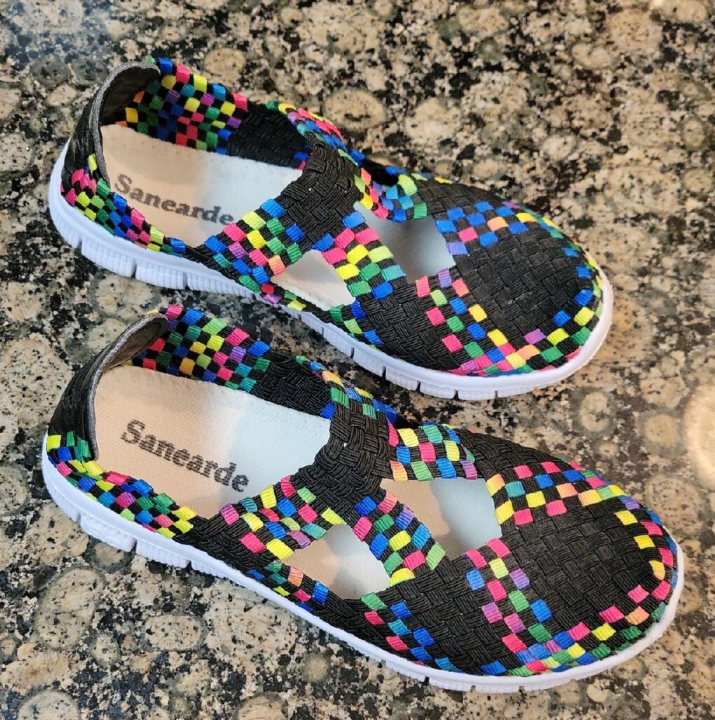 Sanearde Ladies Basketweave Flats Sz 6.5