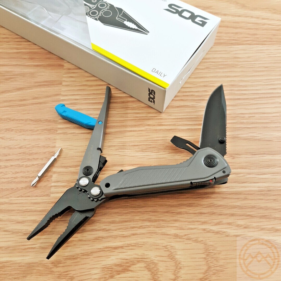 SOG Flash MT Multi-Tool With Assisted Opening Blade Silver/Cyan Aluminum Handles
