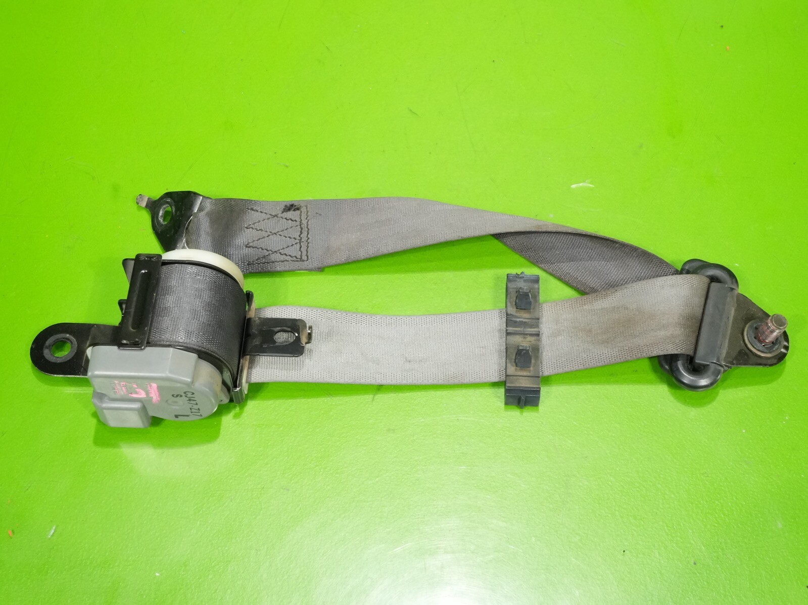 92-96 Prelude OEM driver left rear back seat belt retractor