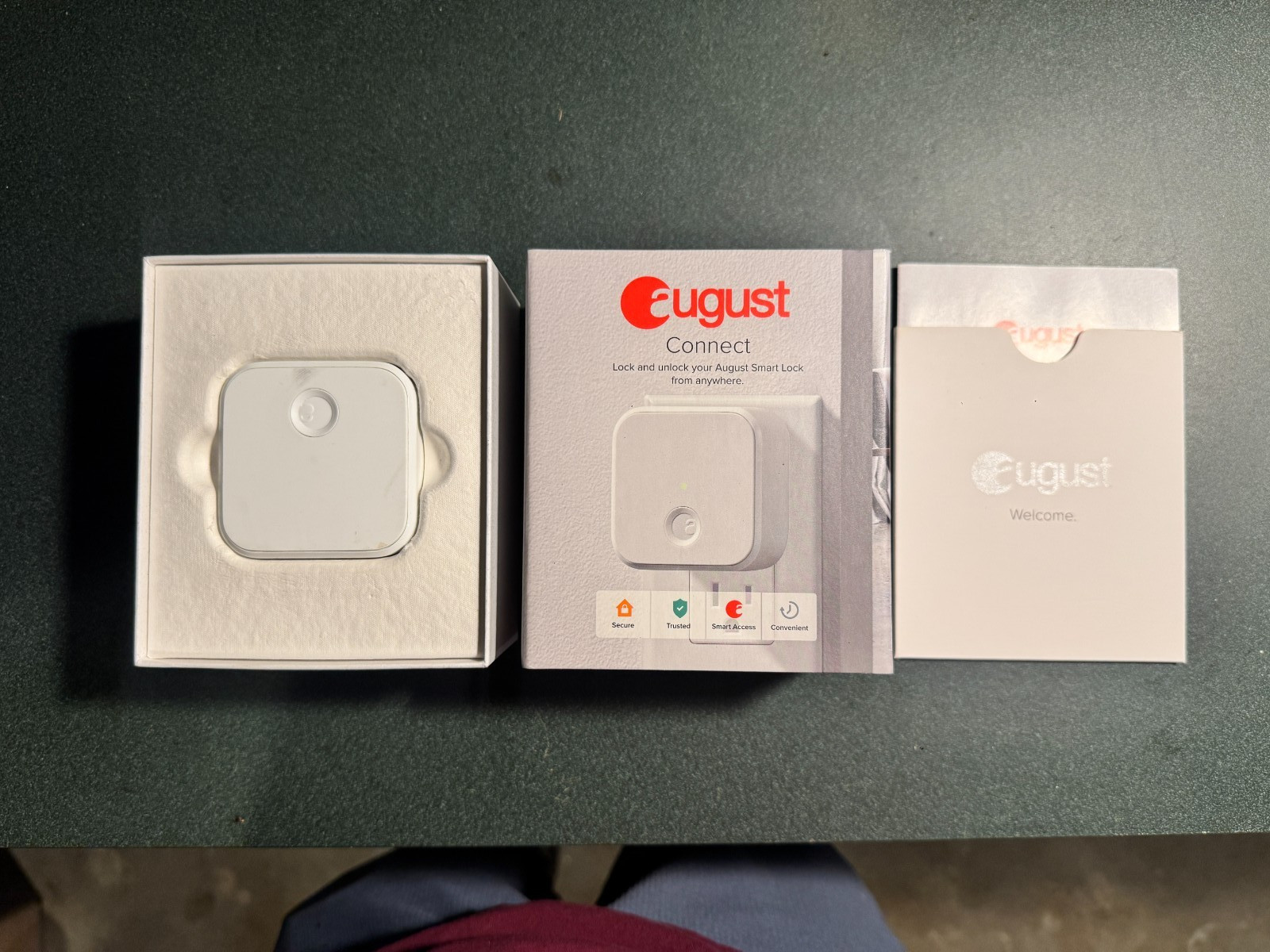 August Connect Signal Extender