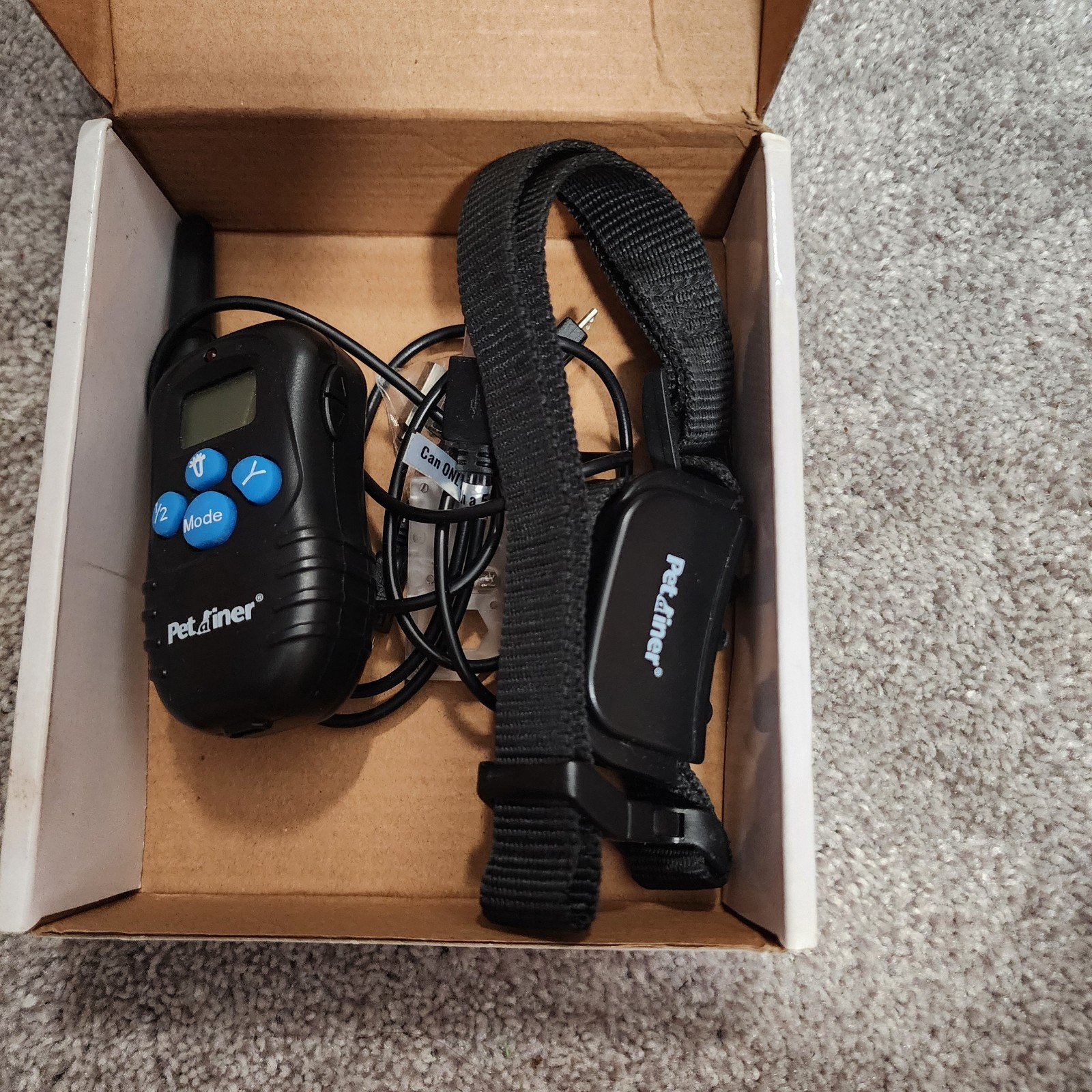 Petrainer PET998DRB/PET998DRU Remote Rechargeable Dog Training Collar