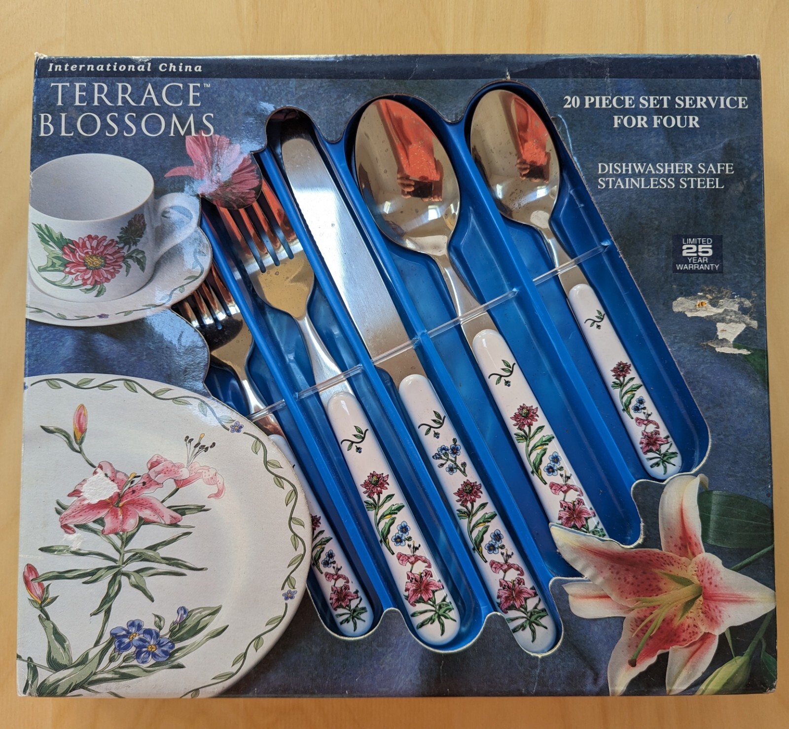 International China Terrace Blossoms 20-Piece Flatware Stainless Cutlery 1991