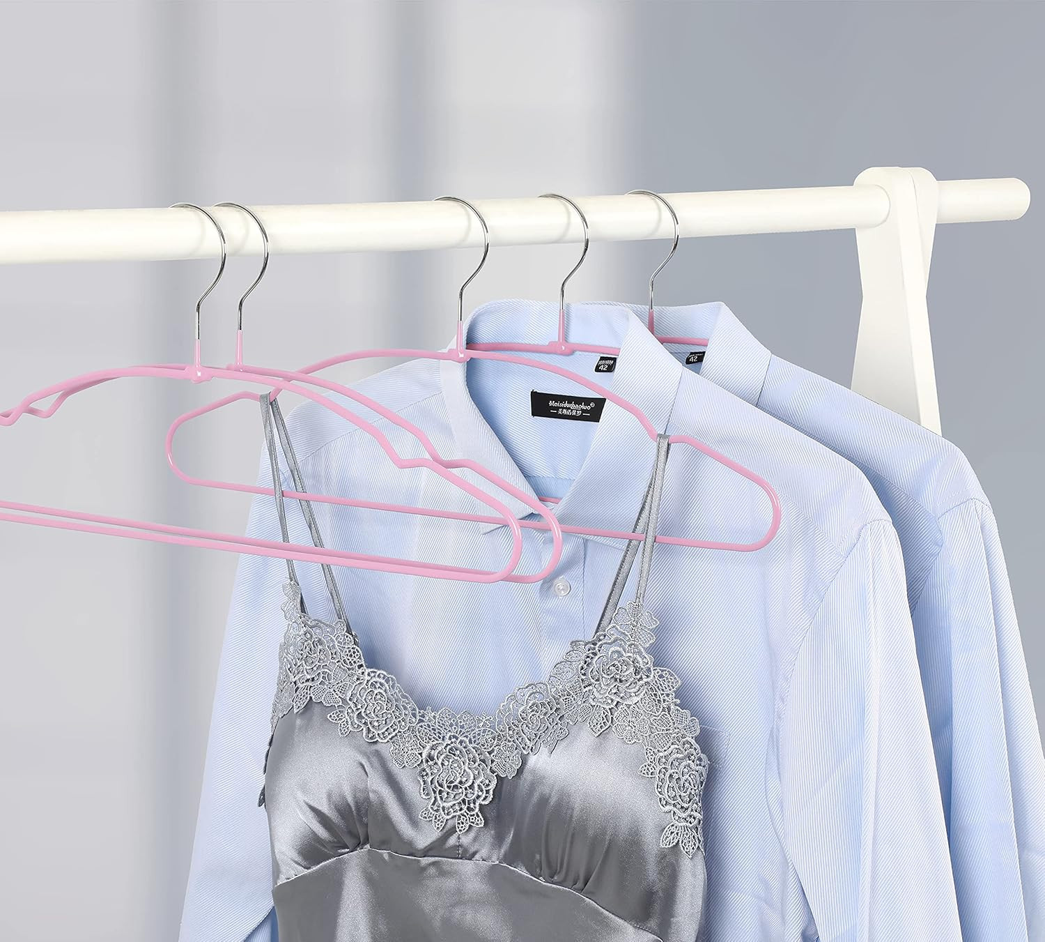 Non Slip Hanger 20 Pack, Metal Clothes Hangers Space Saving, Heavy Duty Rubber C