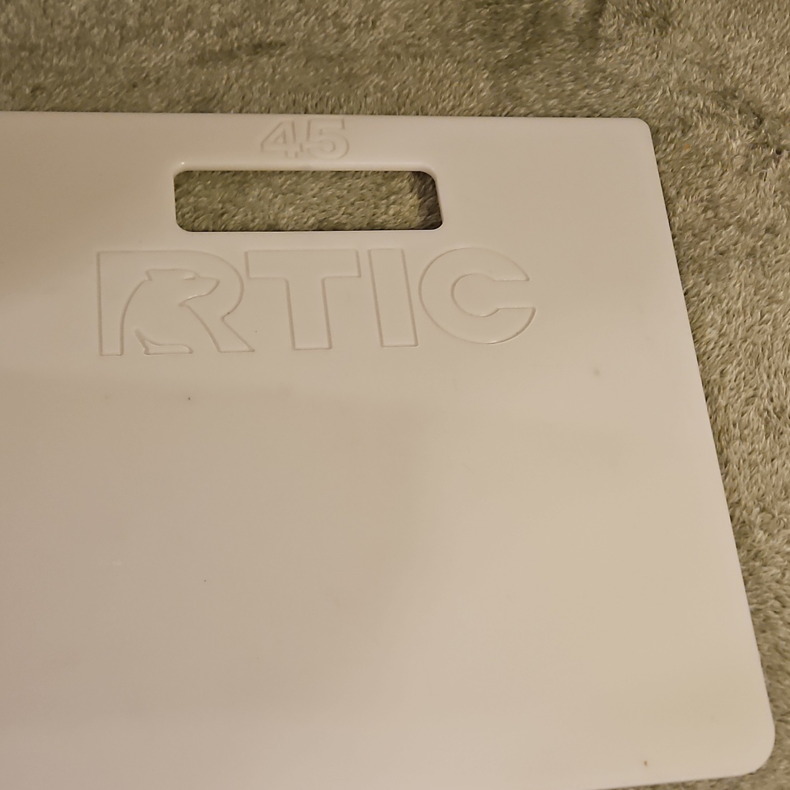 RTIC 45 Cooler Box Divider/Cutting Board 45 qt White Plastic Solid Plain