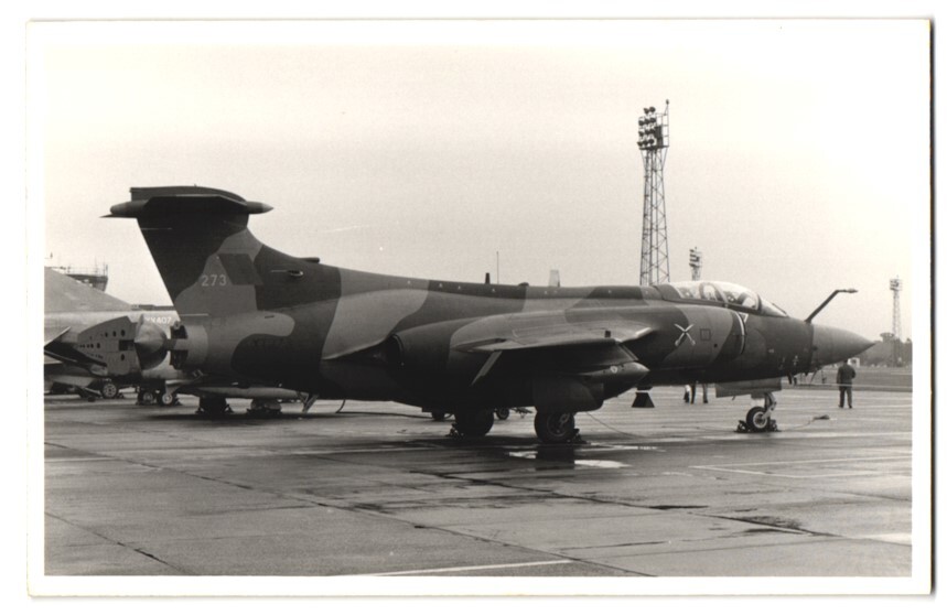 Photography Jasta - Aircraft,Fighter Jet,Fighter Jet Identifier XT273 Der US -
