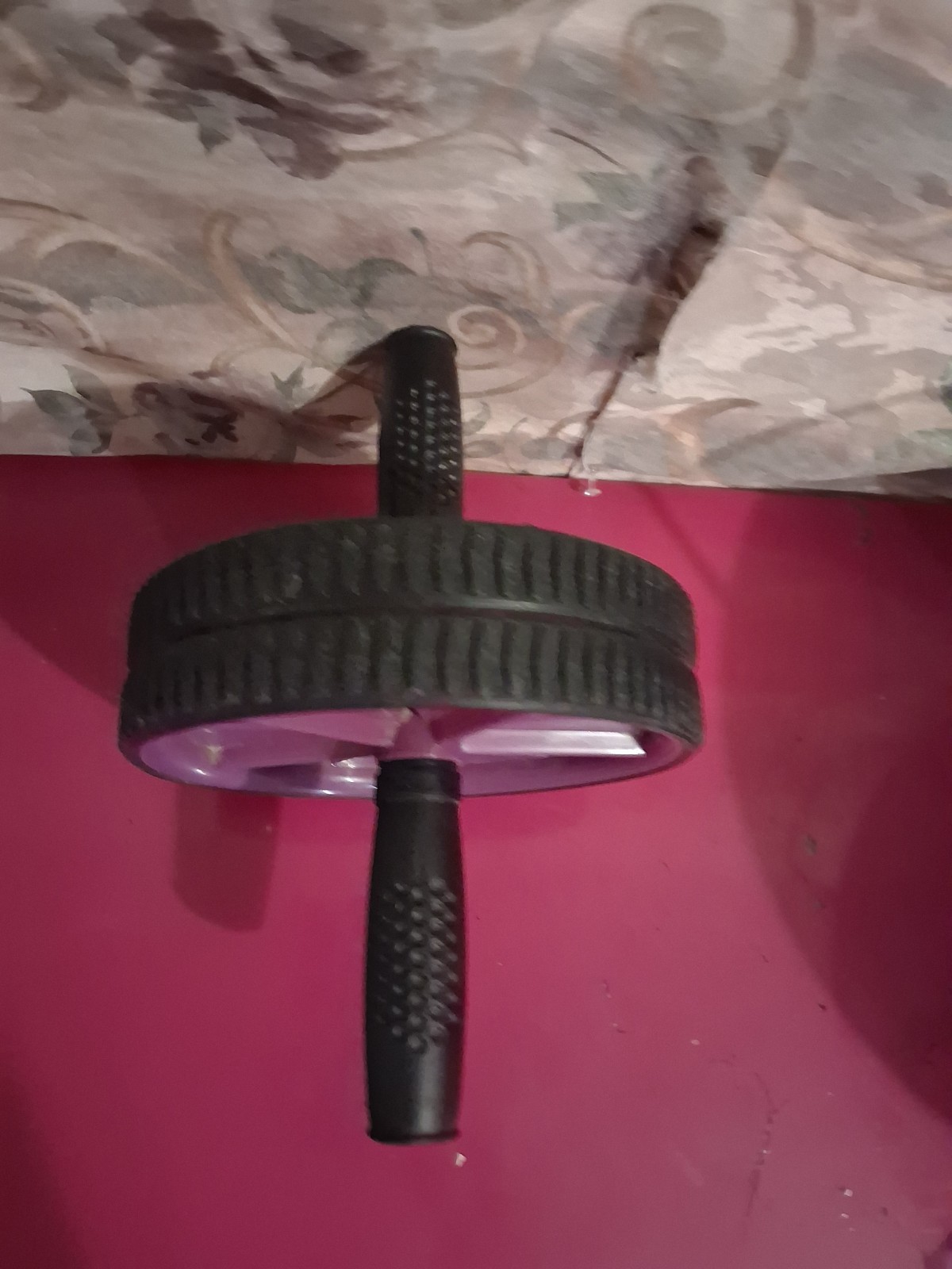 respin by Halle Berry Ab Roller Two Wheels Foam Handles Non-Slip Purple Black
